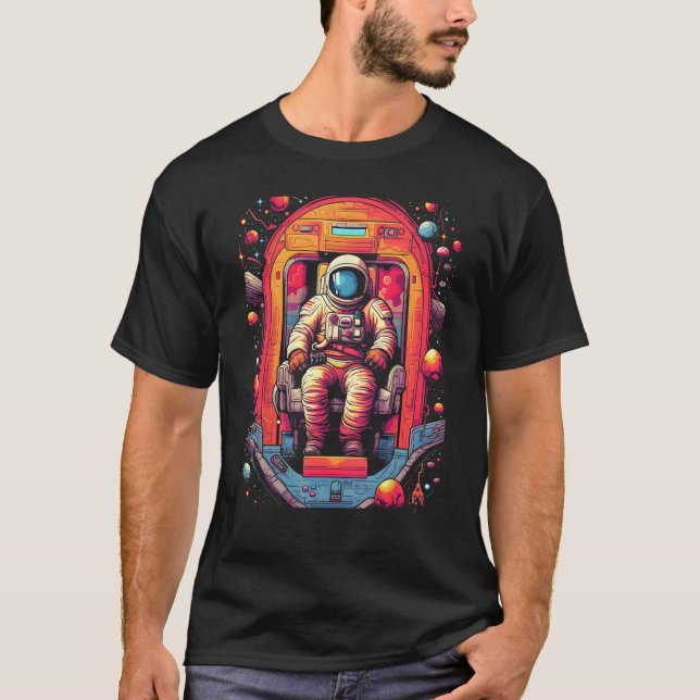 Astronaut in Spaceship   Retro Space & Planet Art  T-Shirt (Vorderseite)