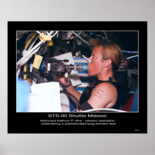 Astronaut Kathryn P. Hire auf STS-90 Poster