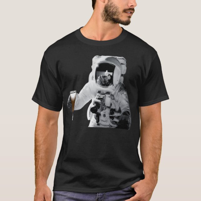 Astronaut Latte Macchiato T-Shirt (Vorderseite)