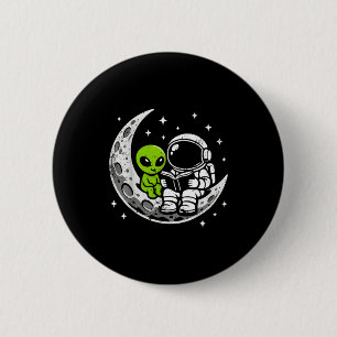 Astronaut liest Buch Alien Mond Weltraum Button