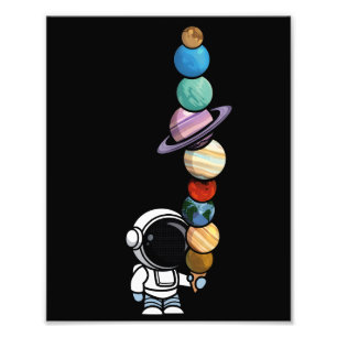 Astronaut mit Planet Scoops Interstellar Eiscreme Fotodruck