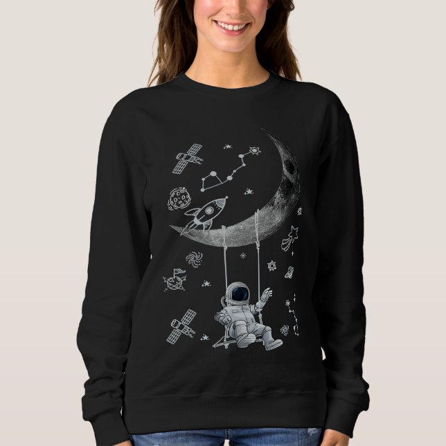 Astronaut Moon Swinging in the Space Spaceman on a Sweatshirt (Vorderseite)