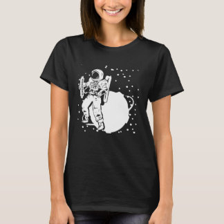 Astronaut Mundharmonikaspieler mit Planet Harmonic T-Shirt