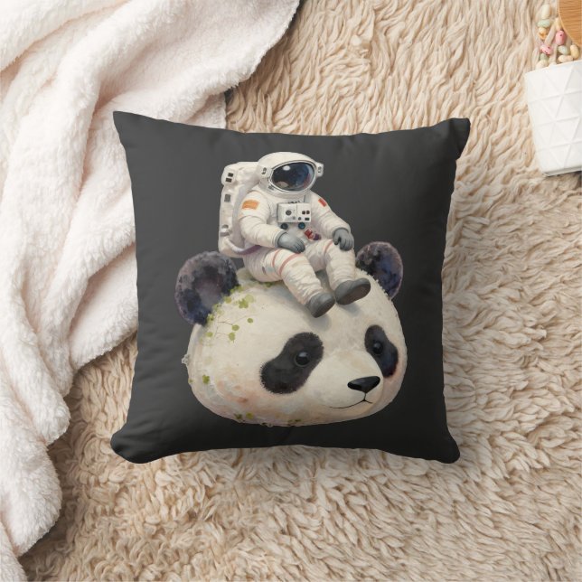 Astronaut on a Space Panda Surreal Weird and Fun Kissen (Decke)
