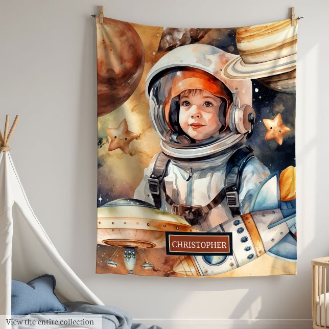 Astronaut & Planeten Name Blanket - Geschenk für J Fleecedecke (Astronaut & Planets Name Blanket – Gift for Boy

)