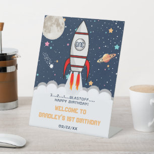 Astronaut RaketenWeltraum 1. Geburtstag Willkommen Sockelschild