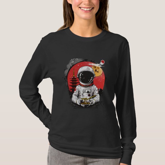 Astronaut Ramen Space Astronaut Eating Ramen Pagod T-Shirt (Vorderseite)