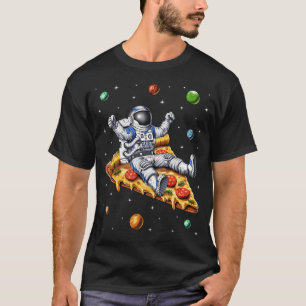 Astronaut reitet auf Pizzastück T-Shirt