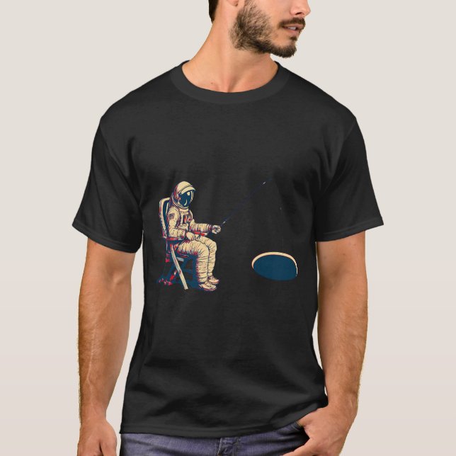 Astronaut Schwarzes Loch Fischen T-Shirt (Vorderseite)