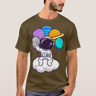 Astronaut sitzt auf Wolke mit Planet-Ballonwagen T-Shirt