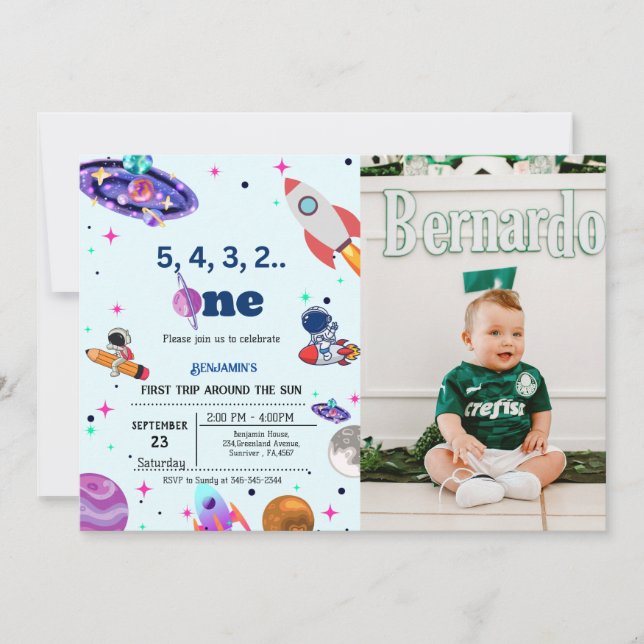 Astronaut Space geht zum ersten Mal um den sonnige Einladung (Vorderseite)