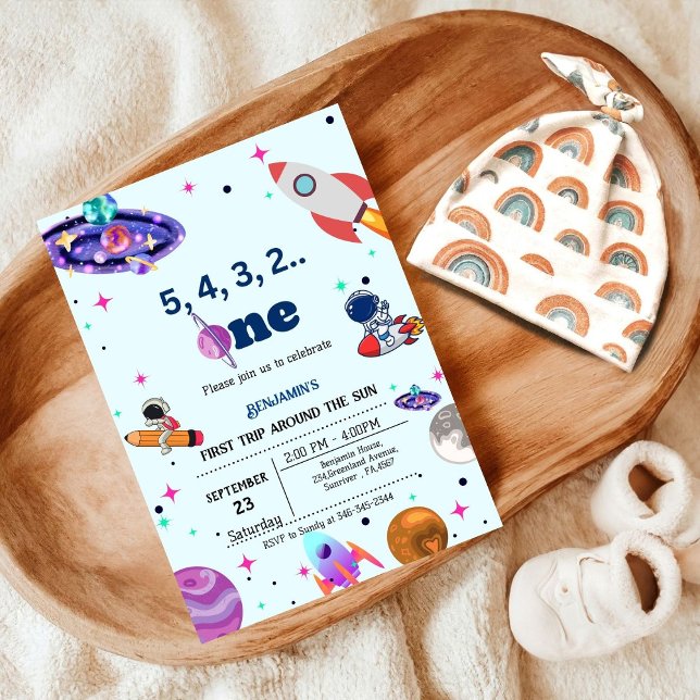 Astronaut Space geht zum ersten Mal um den sonnige Einladung (Von Creator hochgeladen)