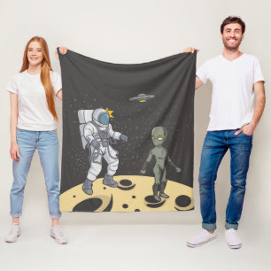 Astronaut und Außerirdischer Fleecedecke