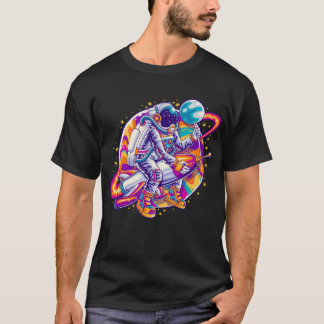 Astronaut und Fantasieplanet T-Shirt