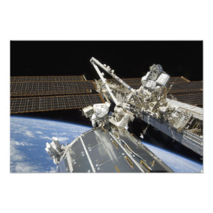 Astronauten erfüllen eine Reihe von Aufgaben Fotodruck