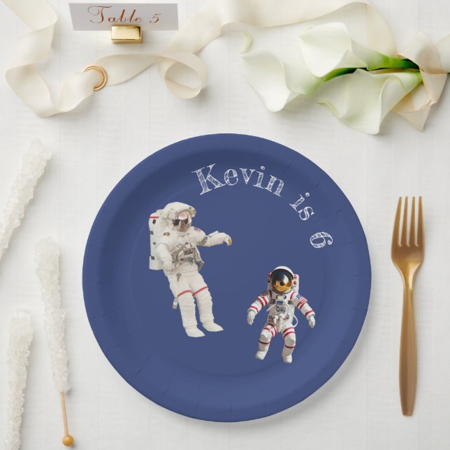 Astronauten im Monogrammnamen Pappteller (Hochzeit)
