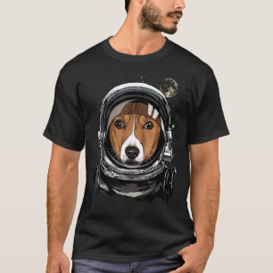 Astronautenafrikanischer Basenji-Hund im Weltraum T-Shirt