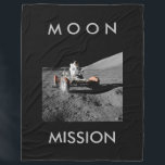 Astronautenraum der Mond-Buggy Fleecedecke<br><div class="desc">Astronautenraum der Mond-Buggy</div>