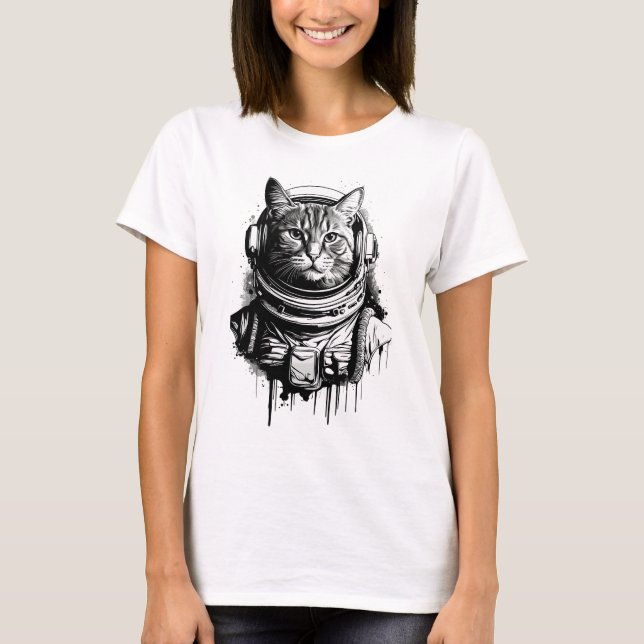 Astronautin Cinett Art T-Shirt (Vorderseite)