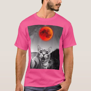 Astronomie liebt die lustige Katze Selfie mit dem T-Shirt