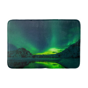 Atemberaubend grünes Aurora Badematte