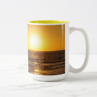 Atemberaubende Aloha Sonnenaufgang-Tasse: große 17 Zweifarbige Tasse