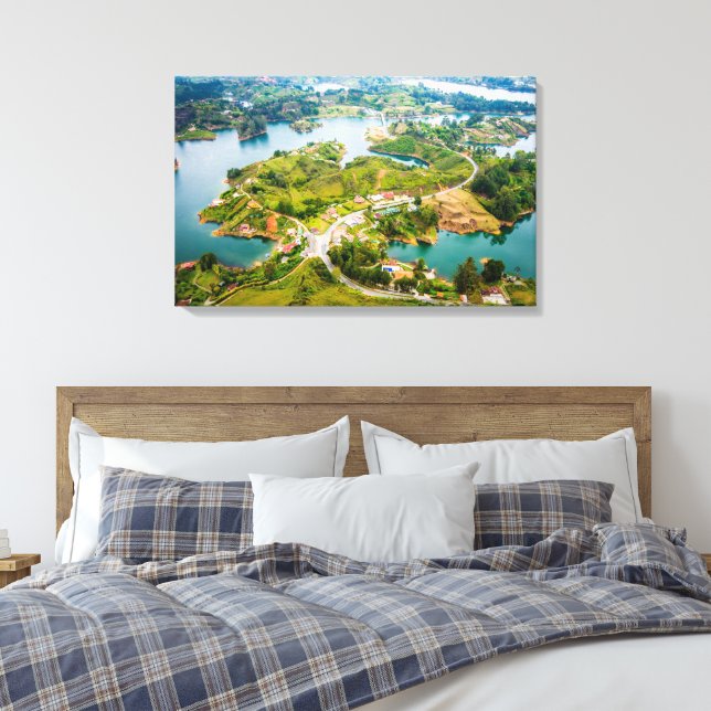 Atemberaubende Aussicht auf Guatape Antioquia Sonn Leinwanddruck (Insitu (Schlafzimmer))
