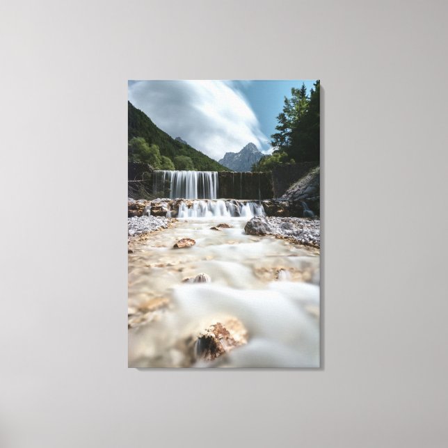 Atemberaubende Landschaft im Krnica-Tal, Slowenien Leinwanddruck (Vorderseite)