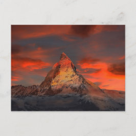 Atemberaubende matterhornrote Himmelslandschaft Postkarte