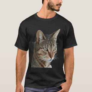 Atemberaubende Tabby Katze Nah Up Portrait Vector  T-Shirt