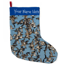 Atemberaubende Winterenten im Flug