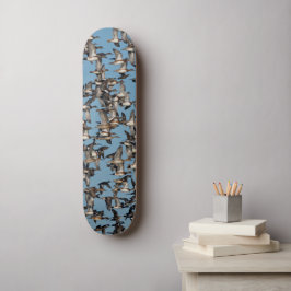 Atemberaubende Winterenten im Flug Skateboard