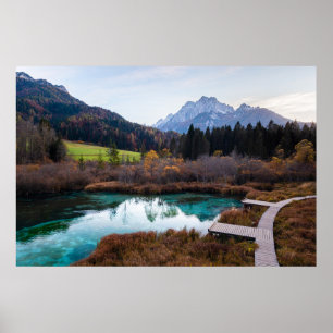 Atemberaubende Zelenzi, Slowenien im Herbst Poster