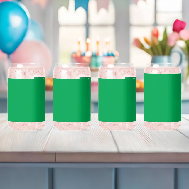 Atemberaubender grüner Hintergrund mit weißem Gren Dosenglas (Insitu (Baby Party))