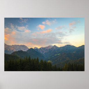 Atemberaubender Sonnenaufgang im Logartal, Sloweni Poster