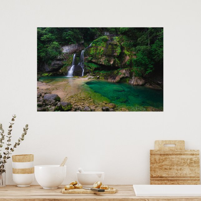 Atemberaubender Wasserfall Virje, Slowenien Poster (Küche)