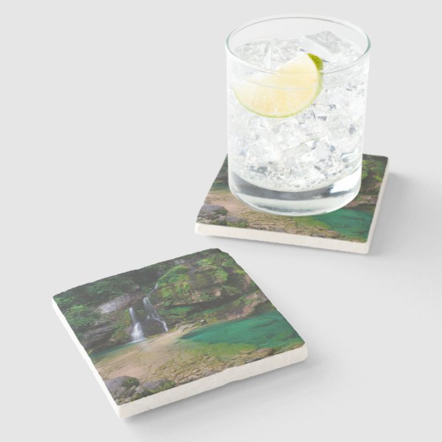 Atemberaubender Wasserfall Virje, Slowenien Poster Steinuntersetzer (Seitenansicht)