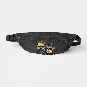 Atemberaubendes dunkelgotisches Hochzeitsdesign mi Bauchtasche
