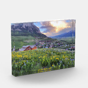 Atembergebirge Wildblumen Schön Himmel Fotoblock