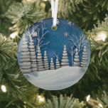 Ätherische 3D-Look Winterszene Glasdekoration Ornament Aus Glas<br><div class="desc">Die schöne 3D-Optik der Winterszene strahlt und reflektiert Ihre Lichter und ergänzt Ihren Weihnachtsbaum und die Erholung Ihrer Zuhause. Schöne,  intensive Farben.</div>
