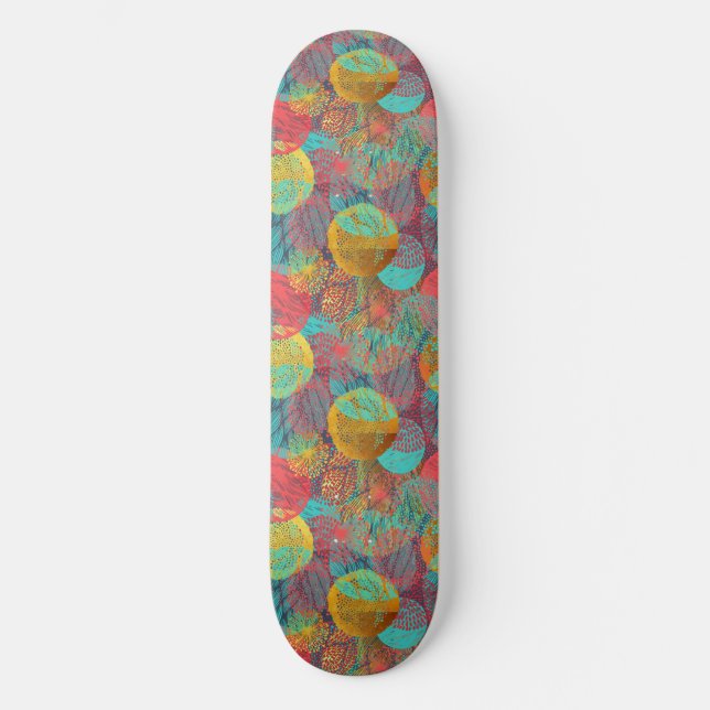 Ätherische goldene Blüten - Nahtlose Blumenharmoni Skateboard (Vorderseite)