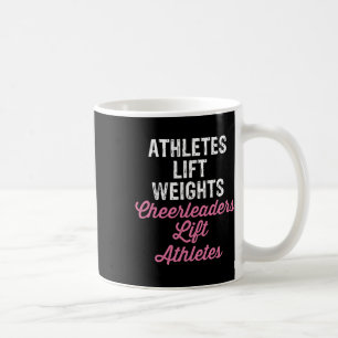 Athleten Lebens Gewichte Cheerleader heben Athlete Kaffeetasse
