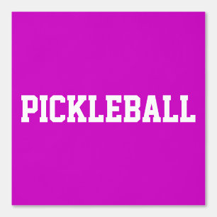 Athletischer weißer PICKLEBALL-Text auf hellrosa Tapete