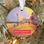 Atlantic City Beach Boardwalk Pop Ornament<br><div class="desc">Obwohl ich vor vielen Jahren in NJ geboren war, war lol, das Memorial Day Wochenende 2010 mein erster Besuch in der berühmten Atlantic City. Ich erlebte viele verschiedene Emotionen, die ich auf dem White Horse Pike, Absecon, NJ Richtung Atlantic City erlebte; aufregend, die Jersey Atlantic Wind Farm zu sehen, die...</div>