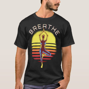 Atme Sonnenuntergangs-Yoga I Retro-Meditations-Yog T-Shirt