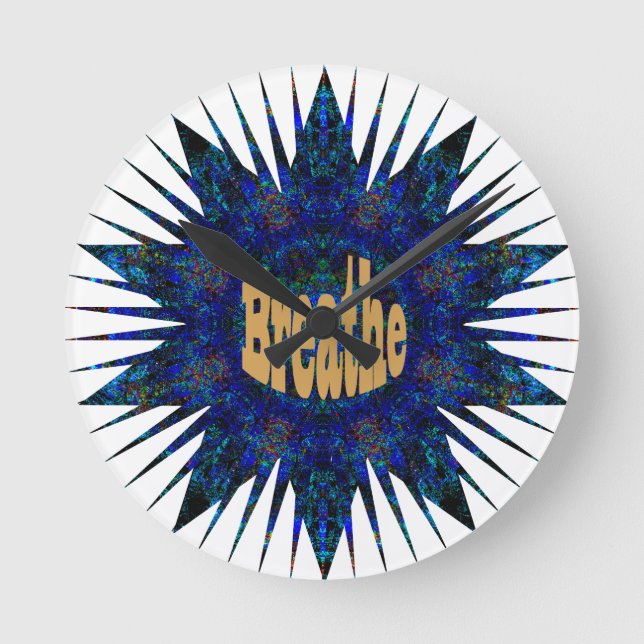 Atmen, auf Blue Boho Star Runde Wanduhr (Vorderseite)