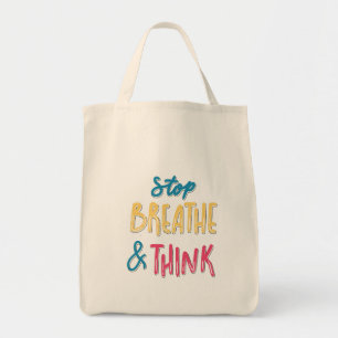 Atmen Sie aus und denken Sie an motivierend Design Tragetasche