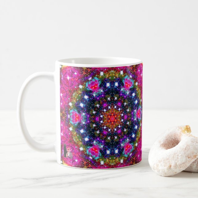 Atmosphärischer Stellar Kaleid Kaffeetasse (Mit Donut)