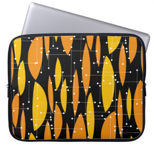 Atomic, schwarz-orange geometrisches Muster. Laptopschutzhülle