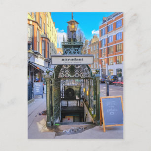 Attendant Fitzrovia London Postkarte